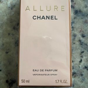 Chanel Allure Eau de Parfum 1.7 Fragrance
